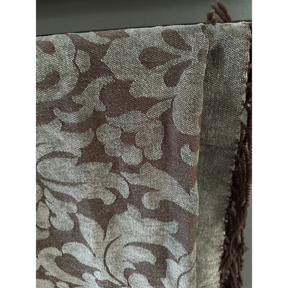 Restoration Hardware Wool Blend Fringed Throw Blanket Gray Brown Floral 70X53” - Picture 7 of 12